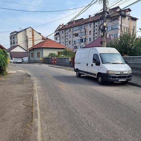 La Bebe 2 Beds Apartman Vajdahunyad Kültér fotó